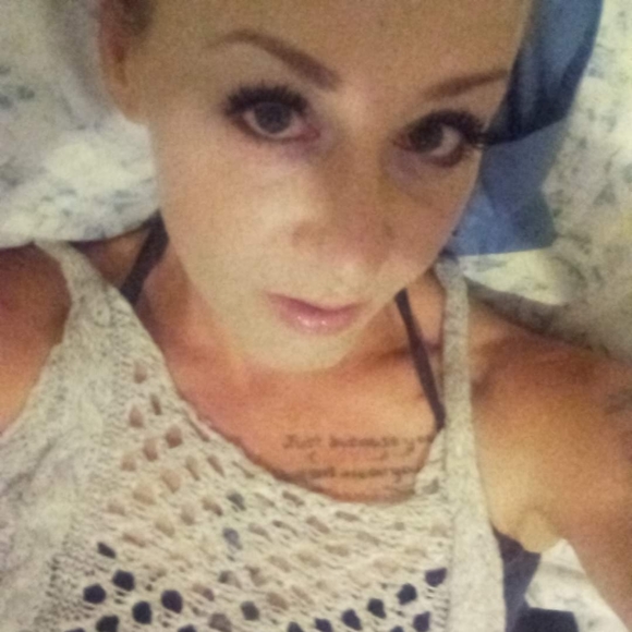 Meet your Posher, Shannon - Picture 2 of 2